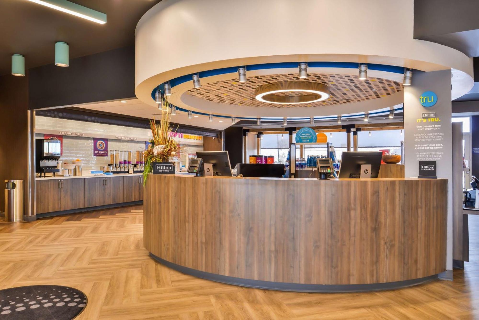 Tru By Hilton Stuttgart Hotel Ngoại thất bức ảnh